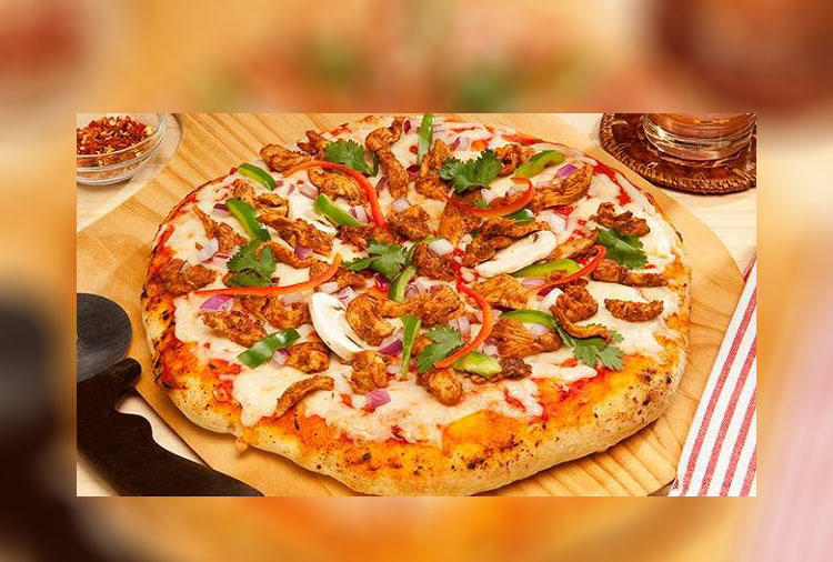 Chicken Afghani Pizza